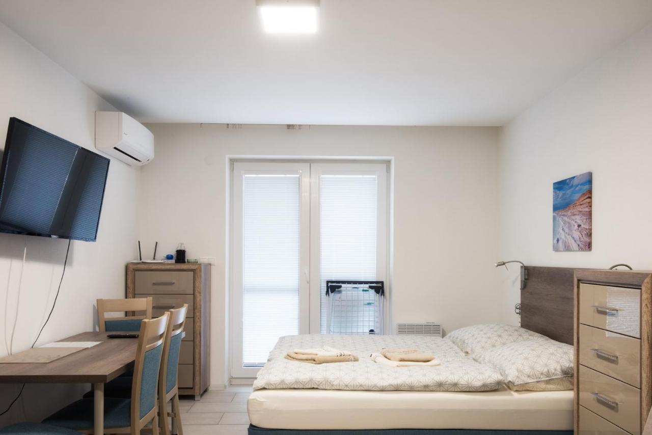 Apartmany Arcadia Podhájska エクステリア 写真